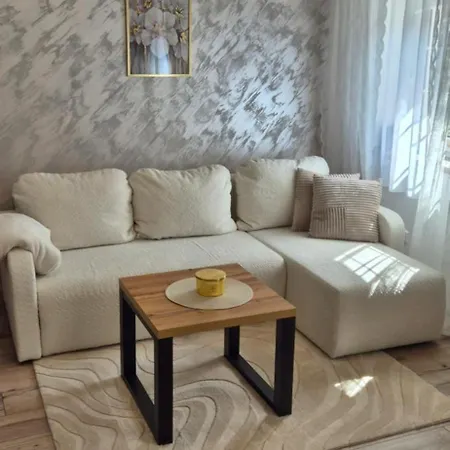 Apartman Krkonossky Deluxe Poniklá